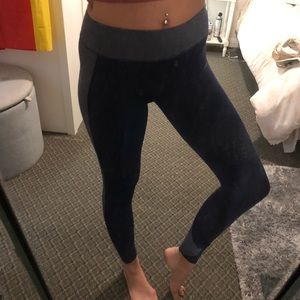 Under armour leggings small